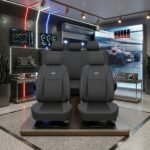 Experimenta el equilibrio perfecto entre durabilidad  y sofisticación con nuestros Cubre Asientos Premium para Nissan Versa 2020-2026, diseñados con materiales exclusivos de calidad automotriz que ofrecen un tacto suave, diseños únicos y una resistencia inigualable. Estos cubre asientos no solo garantizan una protección total y seguridad avanzada, sino que eleva el confort de tu cabina manteniendo la funcionalidad original con un diseño único y elegante. Con Car Fashion, transforma cada trayecto en una experiencia de lujo diseñada a la medida de tu aventura.