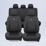 Cubreasientos completos para Nissan Versa Platinum 2020-2025 línea Custom en tela automotriz negra con logotipo plata