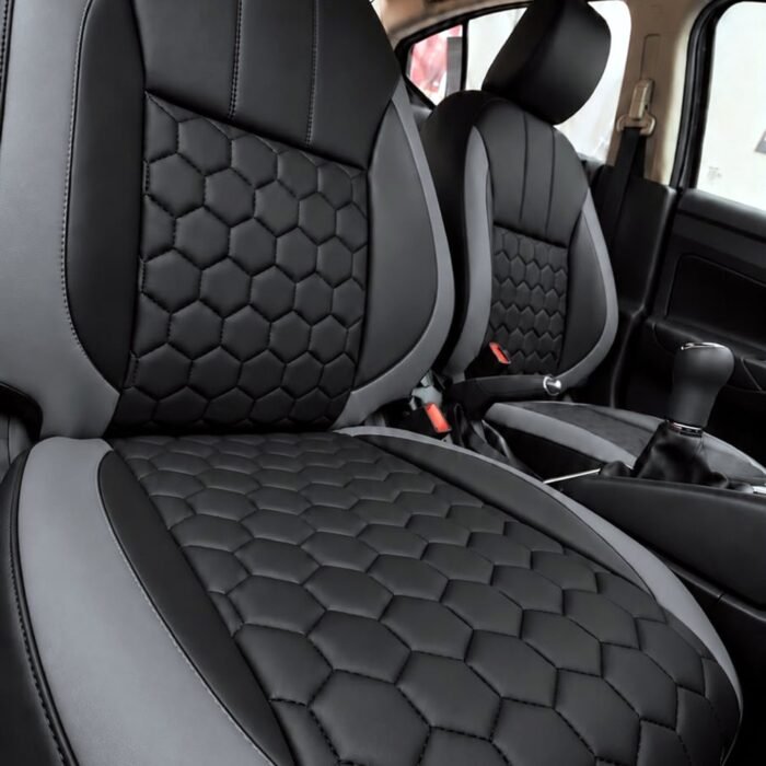 Cubreasientos Heavy Duty gris con negro instalados — vista 2 del diseño de panal hexagonal en tactopiel, Car Fashion